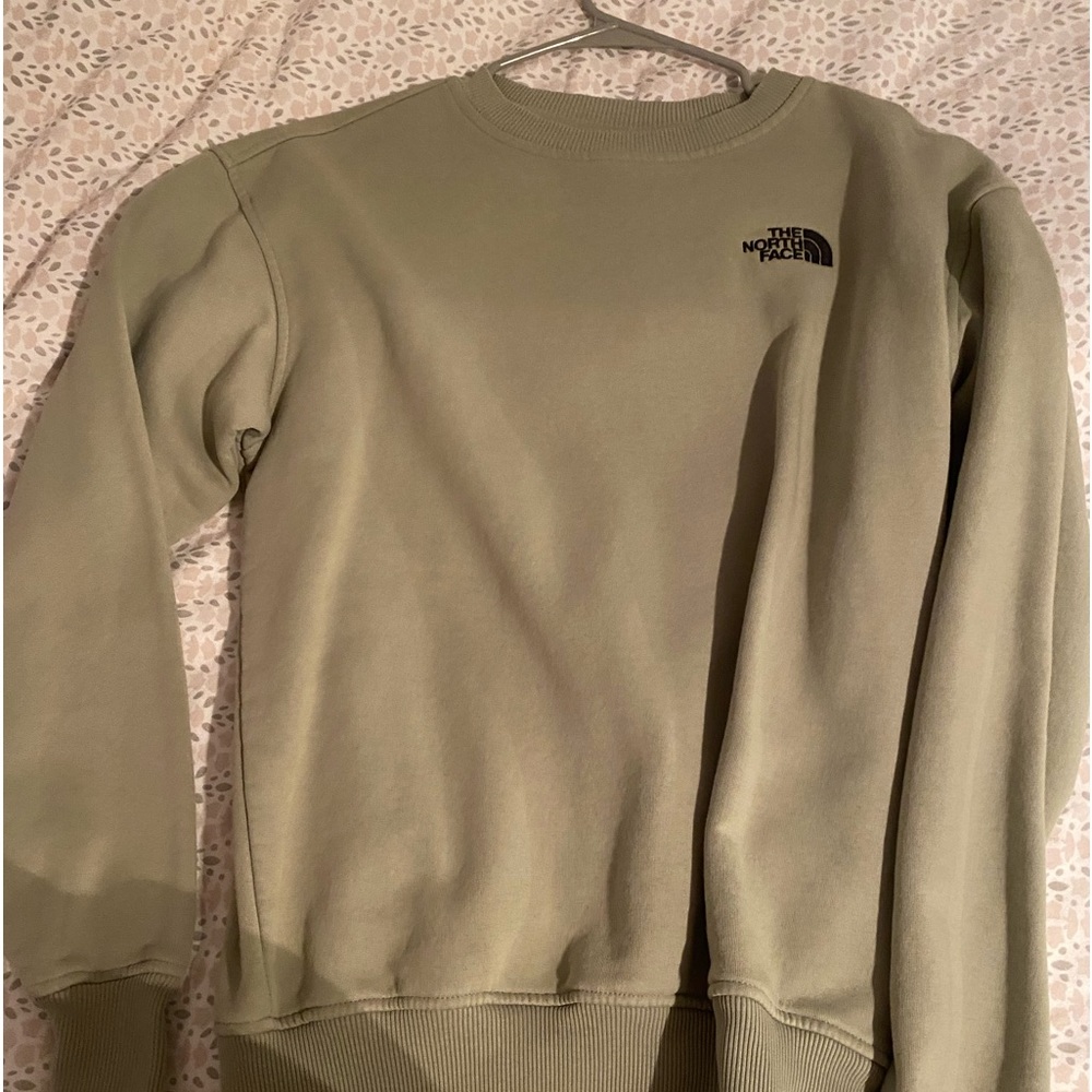 north face crewneck
